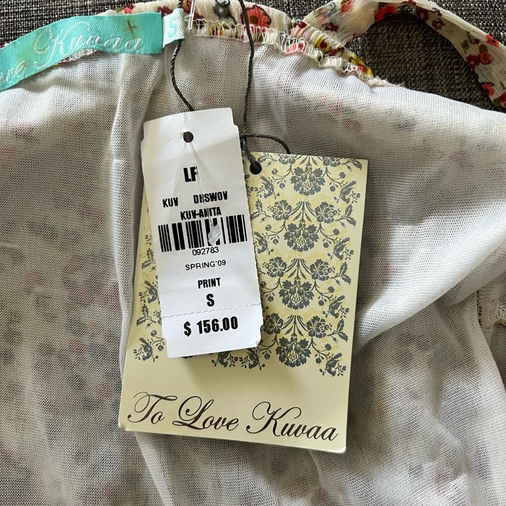 Neiman Marcus Mini Dress with Flowers NWT - Size Small - Picture 7 of 7